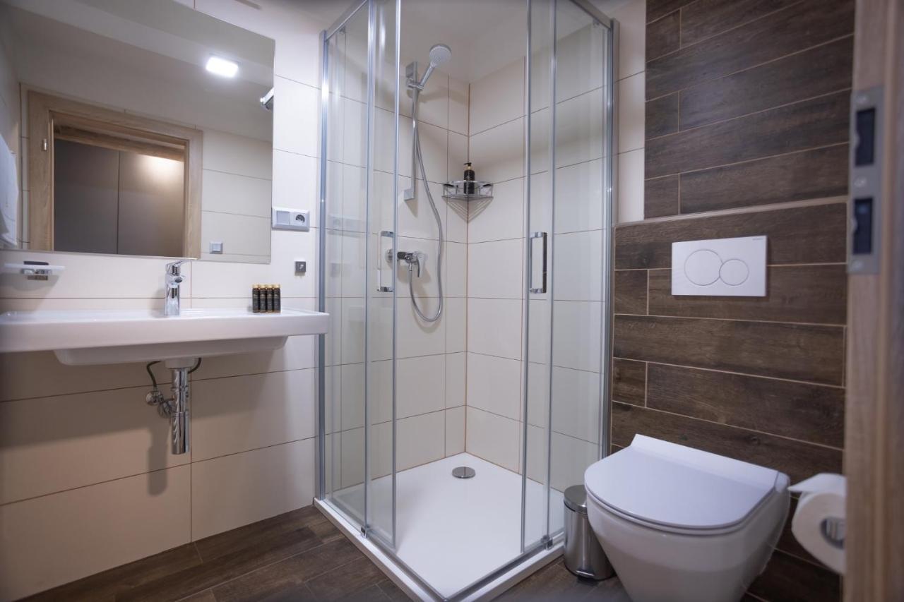 Hotel Demanova Apartments - Dependance Липтовски-Микулаш Экстерьер фото