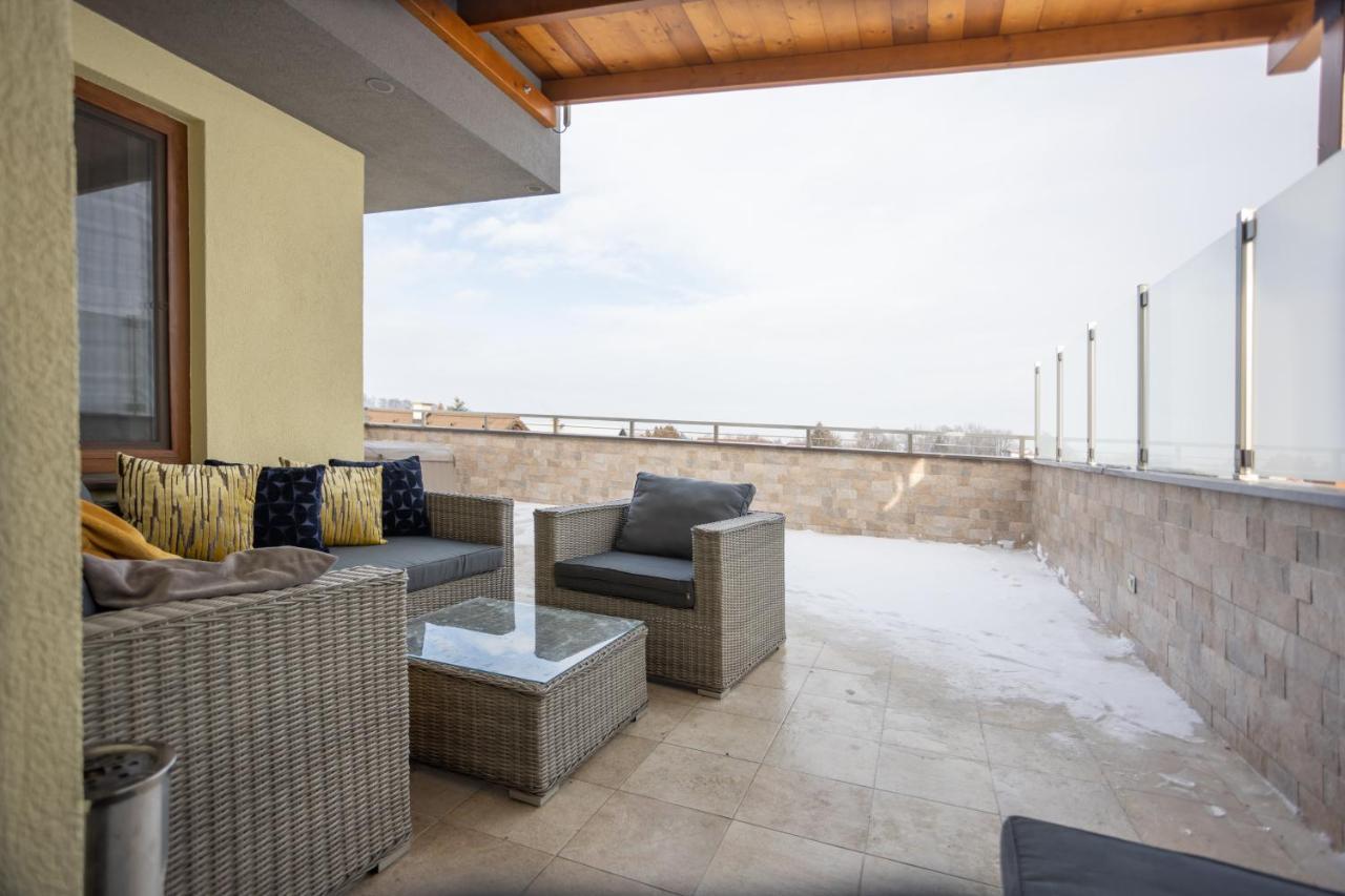 Hotel Demanova Apartments - Dependance Липтовски-Микулаш Экстерьер фото
