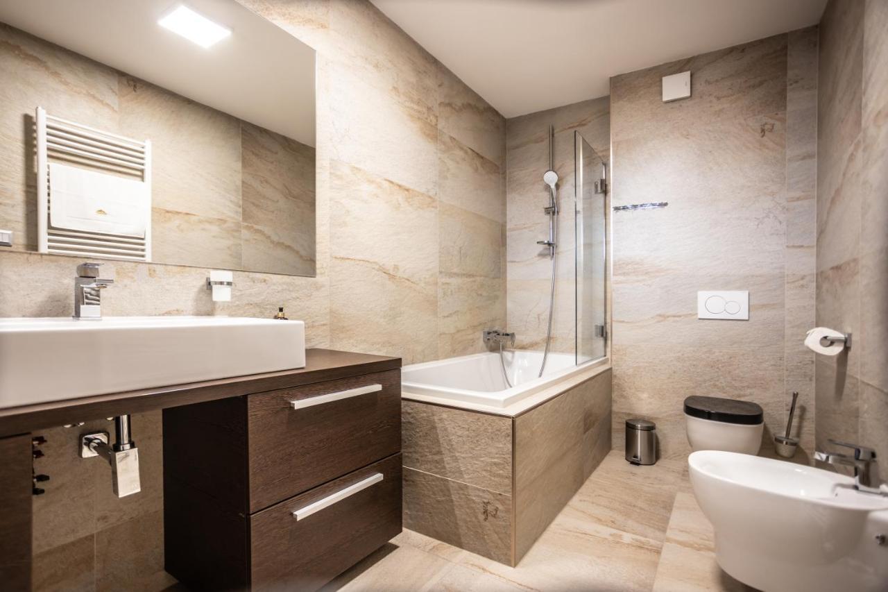 Hotel Demanova Apartments - Dependance Липтовски-Микулаш Экстерьер фото